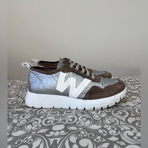 Wonder Odisei Silver and Chocolate Suede Lightweight Platform Sneakers